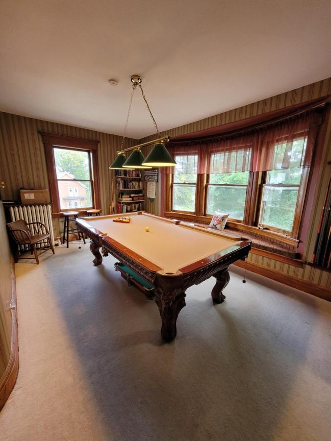 غانانوكي Ruby Manor Bed & Breakfast المظهر الخارجي الصورة